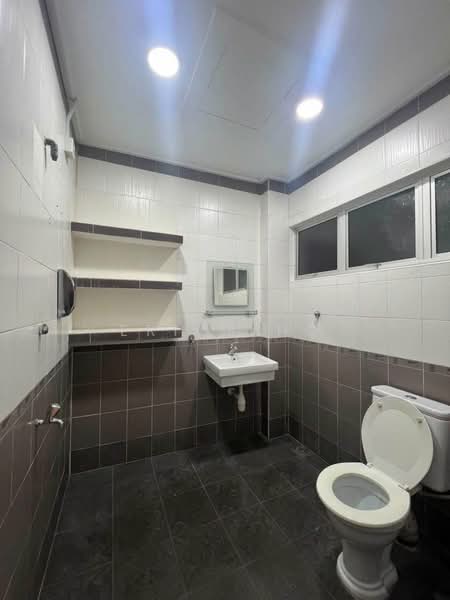 Semi-Detached House for Sale in Johor Bahru (Johor) - Erica Ho - Bathroom - PropertyGuru.com.my