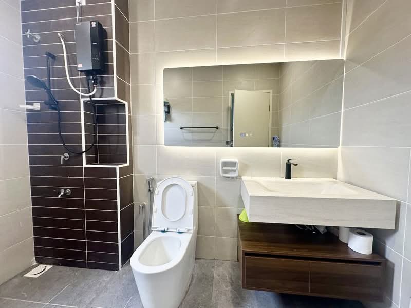 Semi-Detached House for Sale in Bandar Dato Onn (Tebrau) - Yik Tat - PropertyGuru.com.my