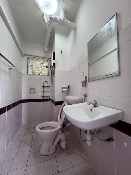 Condominium for Sale at Danau Impian - Pang Hiok Boon - Bathroom - PropertyGuru.com.my
