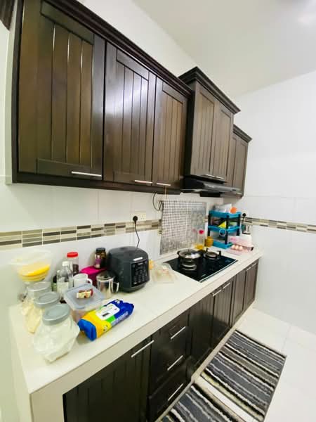 Kondominium untuk Disewa di Kristal View - Abby Woo - Kitchen - PropertyGuru.com.my