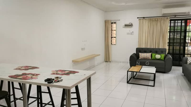 Rumah Teres 2 Tingkat untuk Disewa di Taman Ipoh Permai (Ipoh) - Datuk Lee Heng - Living Room - PropertyGuru.com.my