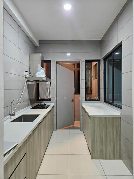 Condominium for Sale at Legend Heights - Teddy Saw - Kitchen - PropertyGuru.com.my