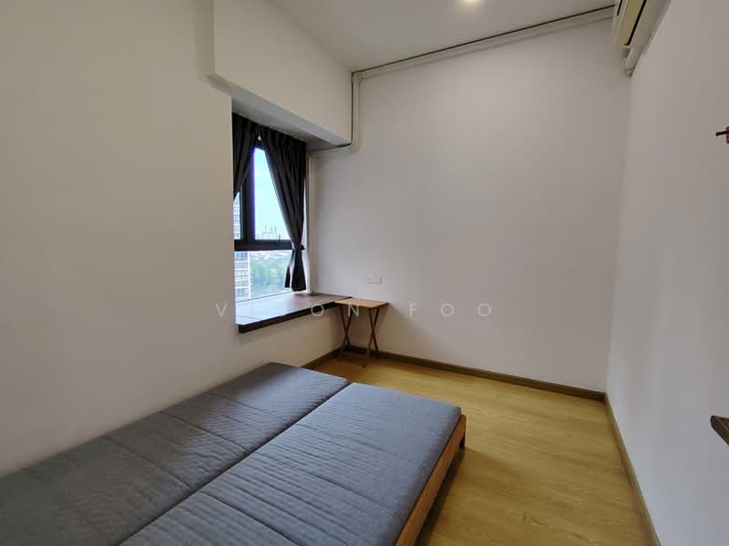 Condominium for Rent at Amberside @ Country Garden Danga Bay - Vison Foo - Bedroom - PropertyGuru.com.my