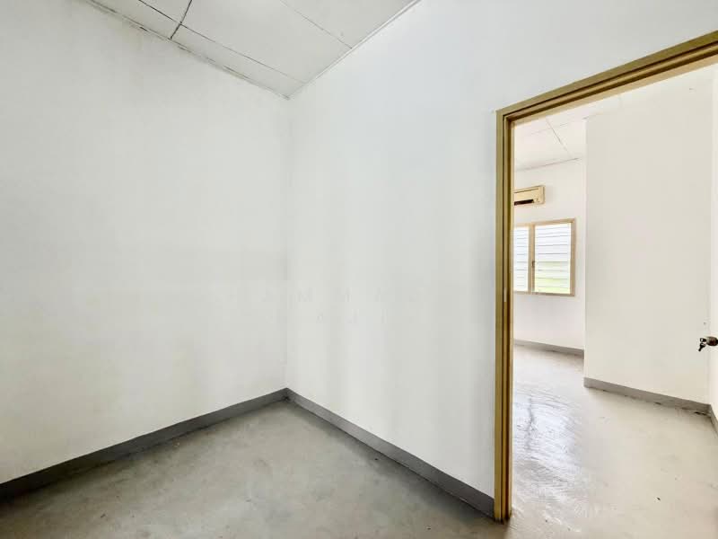 2-storey Terraced House for Sale in Seksyen 7 (Shah Alam) - Mohammad Din Majid - PropertyGuru.com.my