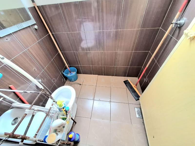 Rumah Berkembar untuk Dijual di Seksyen 9 (Shah Alam) - Mohammad Din Majid - PropertyGuru.com.my