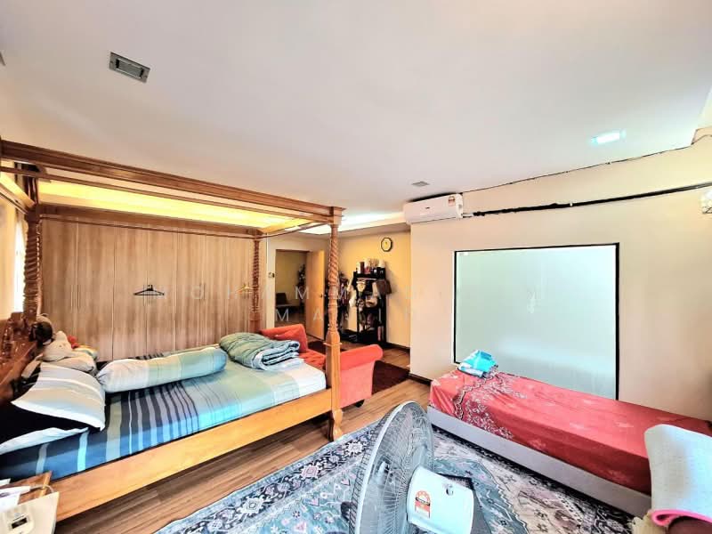 Rumah Berkembar untuk Dijual di Seksyen 9 (Shah Alam) - Mohammad Din Majid - PropertyGuru.com.my