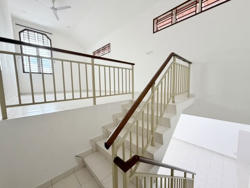 1.5-storey Terraced House for Sale in Taman Pelangi Indah (Ulu Tiram) - Yik Tat - PropertyGuru.com.my