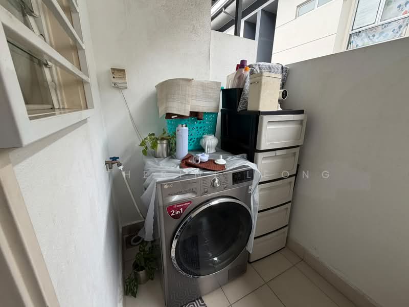 2-storey Terraced House for Rent in Rawang (Selangor) - Katherine Leong - Balcony - PropertyGuru.com.my