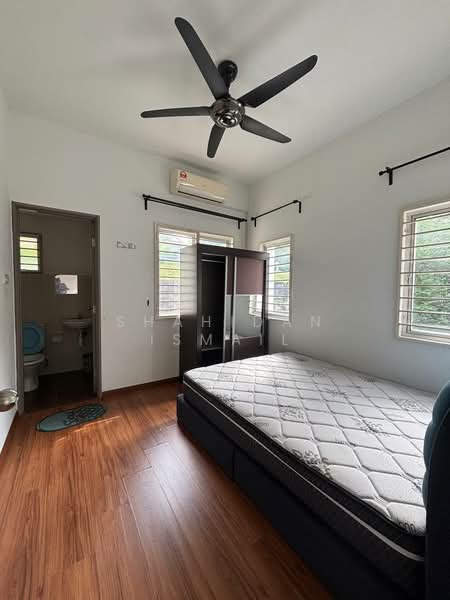 2-storey Terraced House for Sale in Bandar Kinrara Seksyen 7 (Bandar Kinrara) - Shahidan Ismail - Bedroom - PropertyGuru.com.my