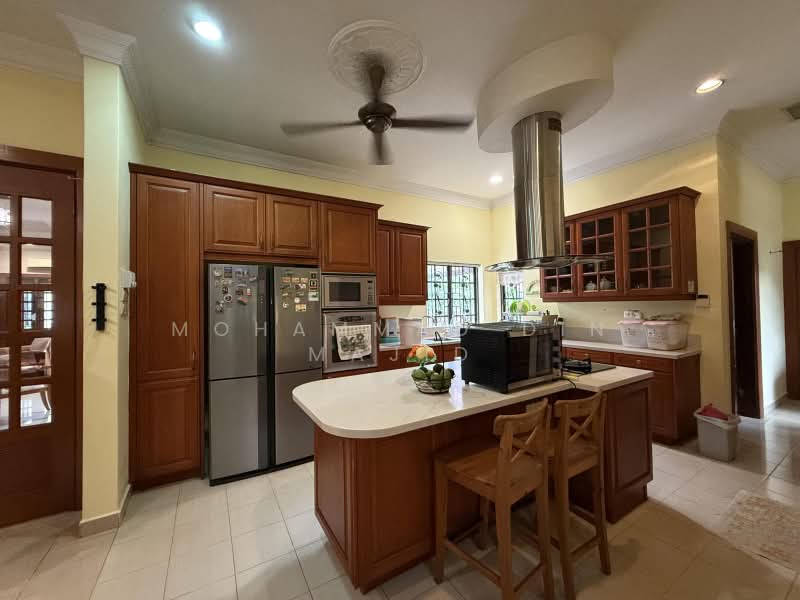 Bungalow for Sale in Seksyen 13 (Shah Alam) - Mohammad Din Majid - PropertyGuru.com.my
