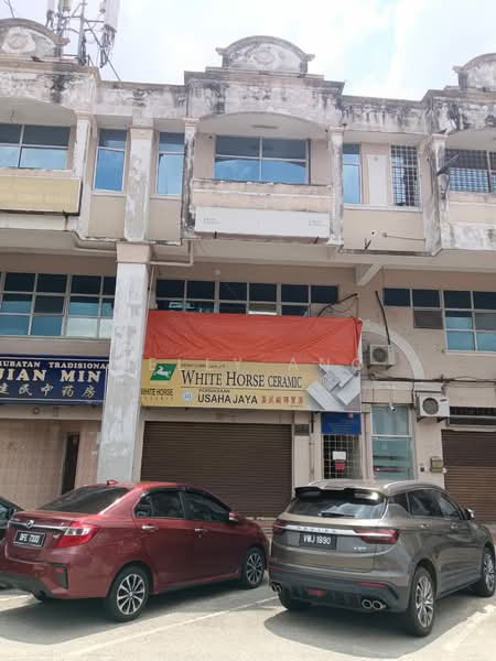Shop for Sale in Kuantan (Pahang) - Kelly Ang - Exterior - PropertyGuru.com.my