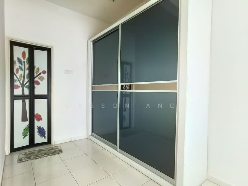 Pangsapuri untuk Dijual di Telaga Emas - Carson Ang - Entrance - PropertyGuru.com.my
