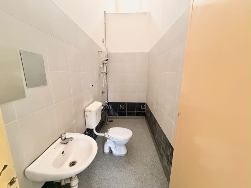 Rumah Teres 2 Tingkat untuk Dijual di Austin Crest (Johor Bahru) - Ethan Gan - PropertyGuru.com.my