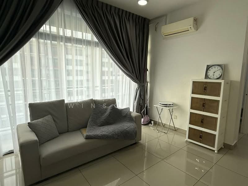 Pangsapuri untuk Dijual di Austin Regency (Pangsapuri Austin Perdana) - Winson Lim - Living Room - PropertyGuru.com.my