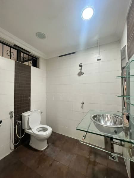 Rumah Berkembar untuk Dijual di Taman Serene (Johor Bahru) - Melinda Ee - Bathroom - PropertyGuru.com.my