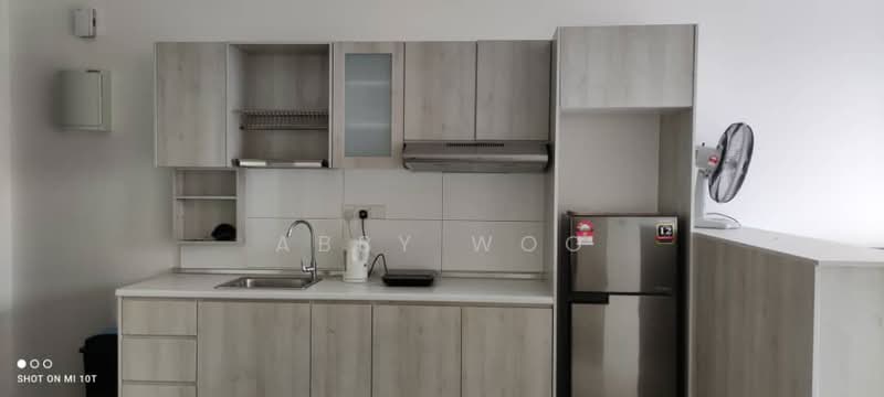 Servis Apartment untuk Disewa di Residential Suites @ HighPark - Abby Woo - Kitchen - PropertyGuru.com.my