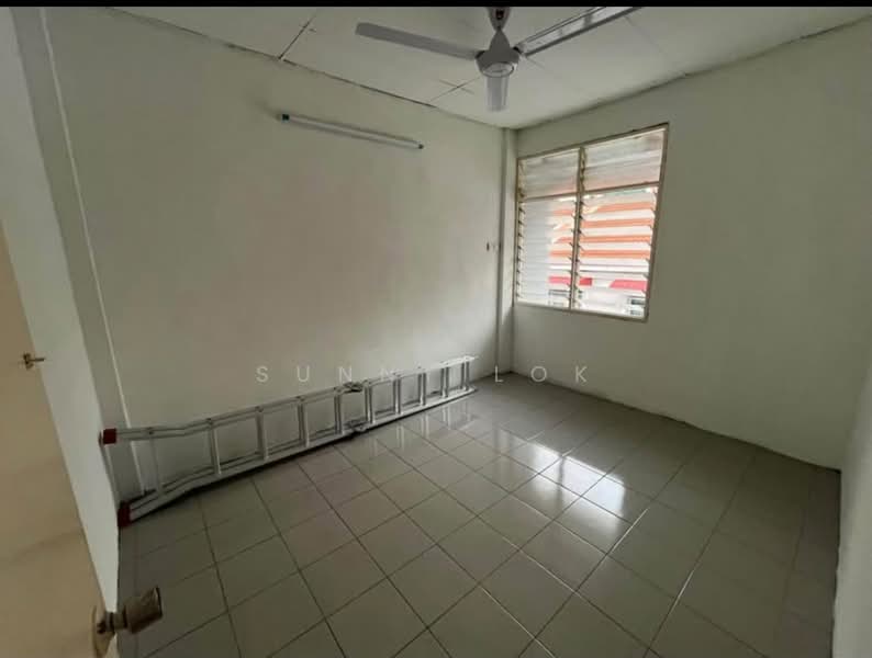 Flat for Rent at Taman Terubong Jaya - Sunny Lok - Interior - PropertyGuru.com.my