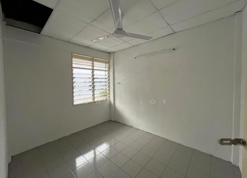 Flat for Rent at Taman Terubong Jaya - Sunny Lok - Interior - PropertyGuru.com.my