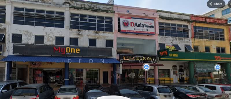 Shop for Rent in Bandar Country Homes (Rawang) - Deon Siow - Exterior - PropertyGuru.com.my