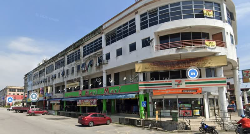 Shop for Rent in Bandar Country Homes (Rawang) - Deon Siow - Exterior - PropertyGuru.com.my
