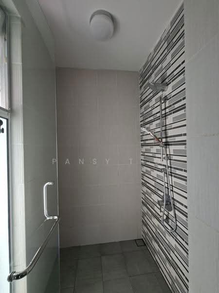 Semi-Detached House for Rent in Iskandar Puteri (Nusajaya) (Johor) - Pansy Teo - Bathroom - PropertyGuru.com.my