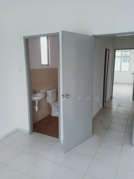 Rumah Teres 2.5 Tingkat untuk Disewa di Senai (Johor) - Vison Foo - Bathroom - PropertyGuru.com.my