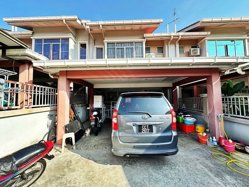 Rumah Berkembar untuk Dijual di Bandar Bukit Mahkota (Bangi) - Muhammad Ashraf . - Exterior - PropertyGuru.com.my