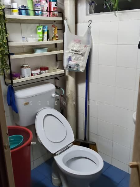 Apartment for Sale at Pangsapuri Sri Mayang - Serena Lee - Bathroom - PropertyGuru.com.my
