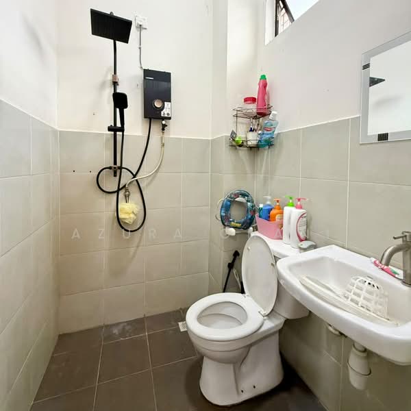 Rumah Teres 1 Tingkat untuk Dijual di Tasek Gelugor (Penang) - Azura Ghani - Bathroom - PropertyGuru.com.my
