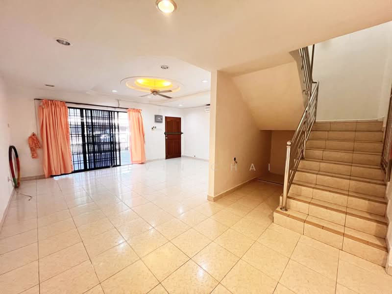 Rumah Teres 2 Tingkat untuk Dijual di Bidor (Perak) - Kevin Chai - Living Room - PropertyGuru.com.my