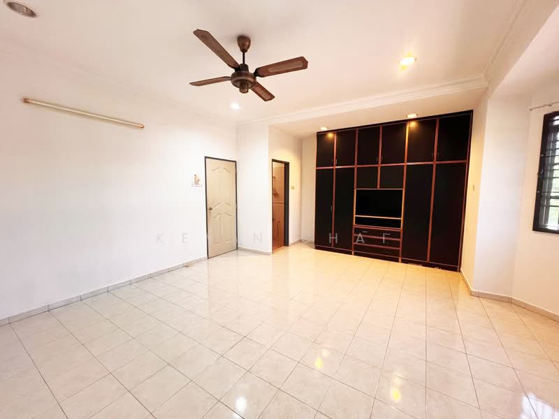 Rumah Teres 2 Tingkat untuk Dijual di Bidor (Perak) - Kevin Chai - Living Room - PropertyGuru.com.my