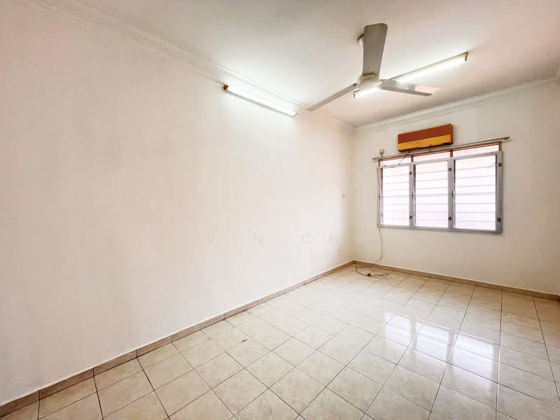 Rumah Teres 2 Tingkat untuk Dijual di Bidor (Perak) - Kevin Chai - Bedroom - PropertyGuru.com.my