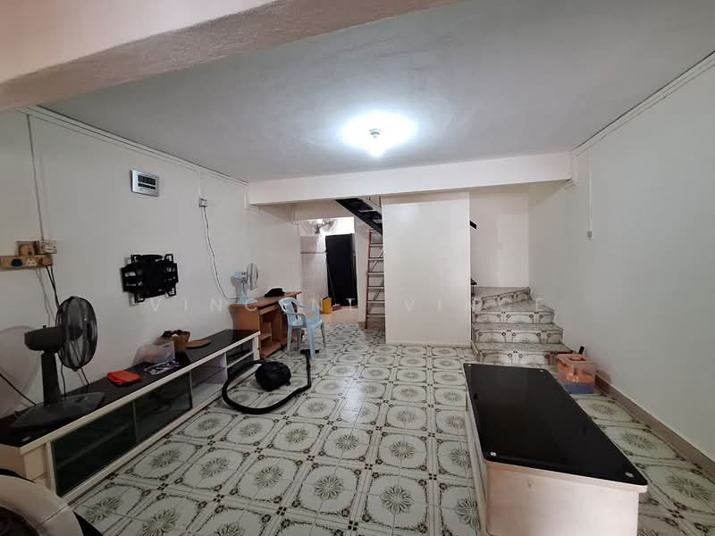 2-storey Terraced House for Rent in Taman Putra (Ampang) - Vincent Vince - Living Room - PropertyGuru.com.my