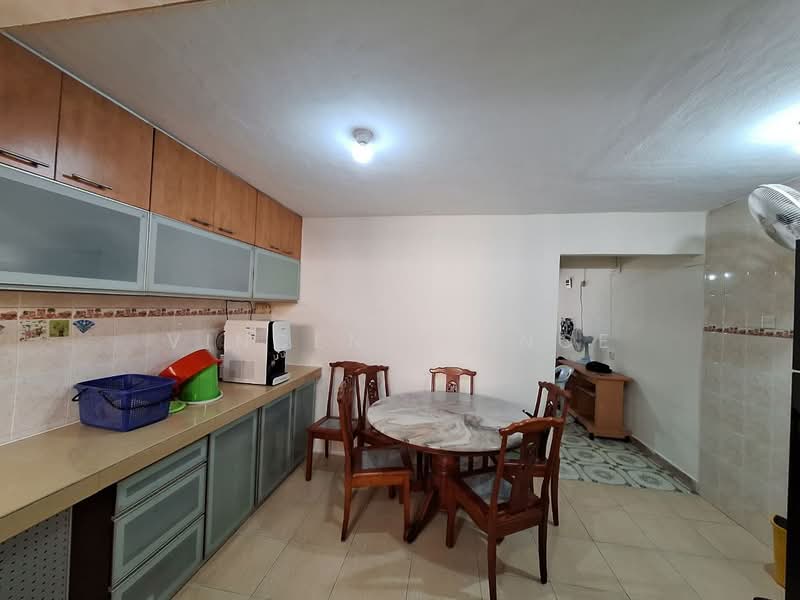 2-storey Terraced House for Rent in Taman Putra (Ampang) - Vincent Vince - Kitchen - PropertyGuru.com.my