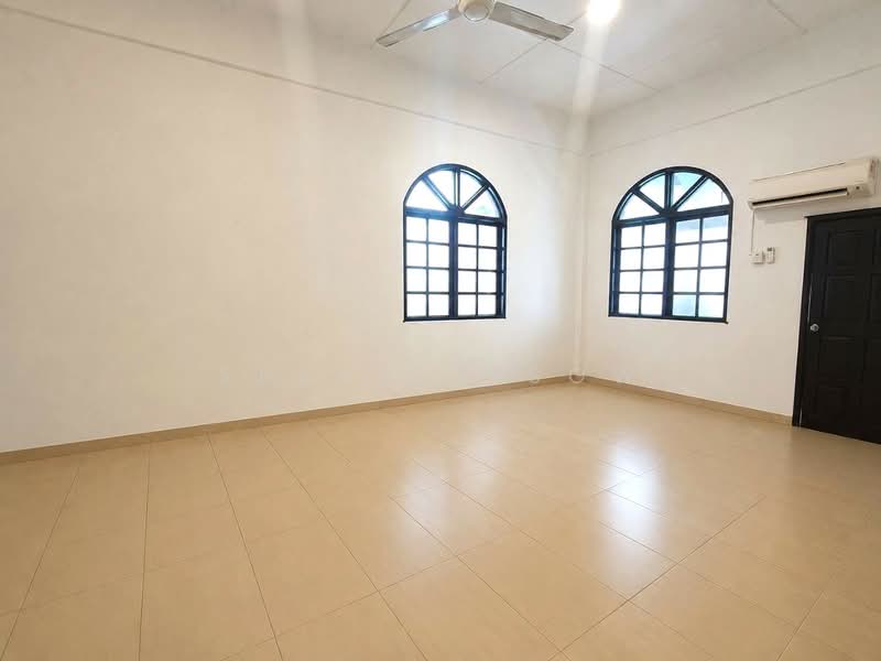 Rumah Berkembar untuk Dijual di Kampung Mahmoodiah (Johor Bahru) - Sherrly Sow - Interior - PropertyGuru.com.my