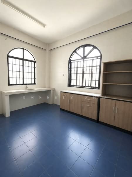 Rumah Berkembar untuk Dijual di Kampung Mahmoodiah (Johor Bahru) - Sherrly Sow - Kitchen - PropertyGuru.com.my