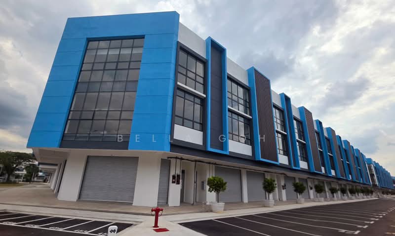 Shop / Office for Rent in Tmn Perindustrian Pekan Nenas 1 (Pekan Nanas) - Bella Goh - PropertyGuru.com.my