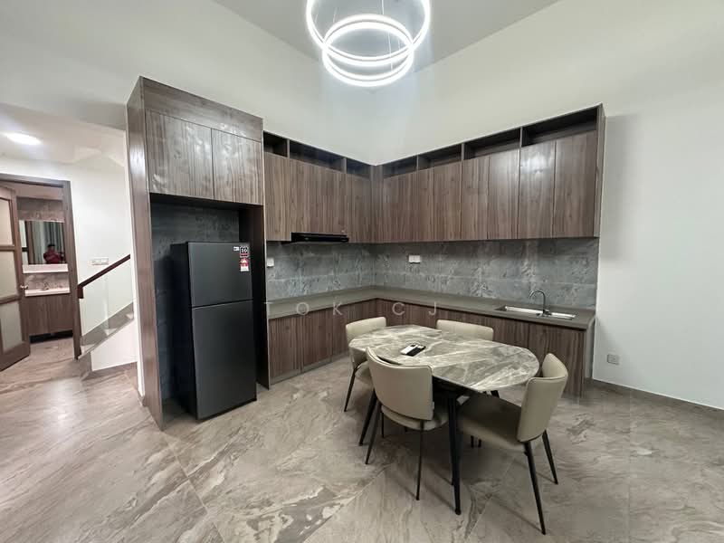 Cluster House for Rent in Forest City (Gelang Patah) - Tok CJ - Kitchen - PropertyGuru.com.my