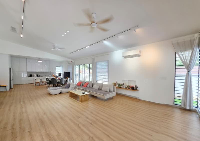 Rumah Banglo untuk Disewa di Subang Heights (Subang Jaya) - ANGELINE ANG - Living Room - PropertyGuru.com.my