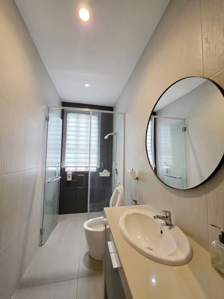 Rumah Banglo untuk Disewa di Subang Heights (Subang Jaya) - ANGELINE ANG - Bathroom - PropertyGuru.com.my