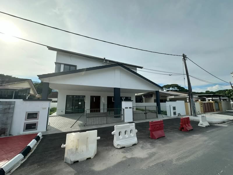 Bungalow for Rent in Gelugor (Penang) - Lilly . - PropertyGuru.com.my