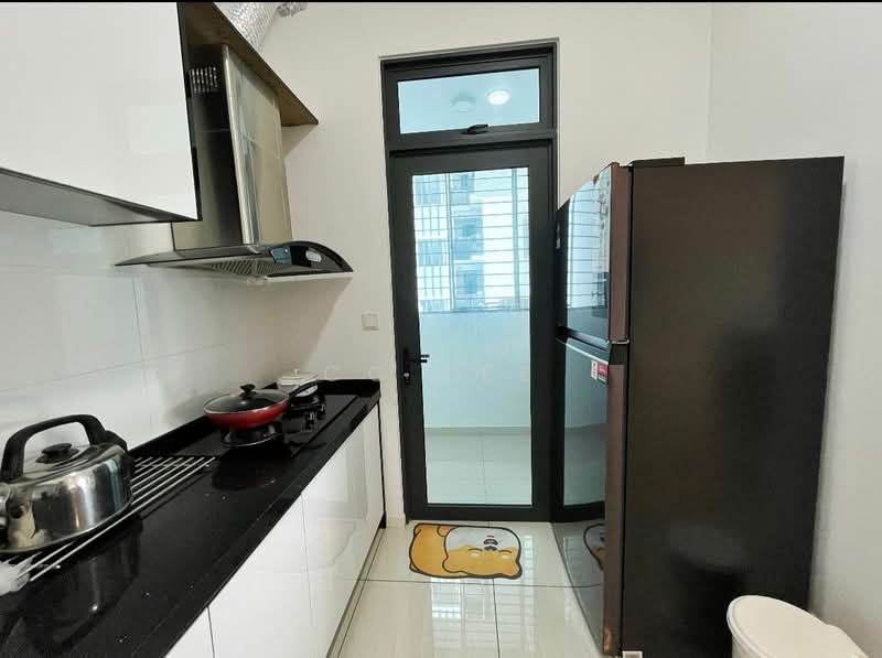 Condominium for Rent at Queens Residences Q1 @ Queens Waterfront - CC Lee - Kitchen - PropertyGuru.com.my