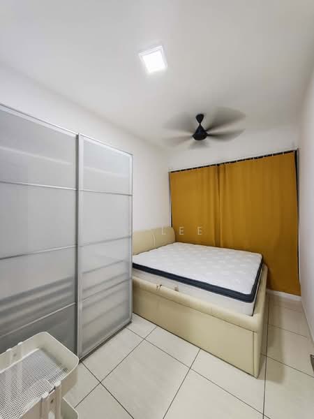 Condominium for Rent at Queens Residences Q1 @ Queens Waterfront - CC Lee - Bedroom - PropertyGuru.com.my