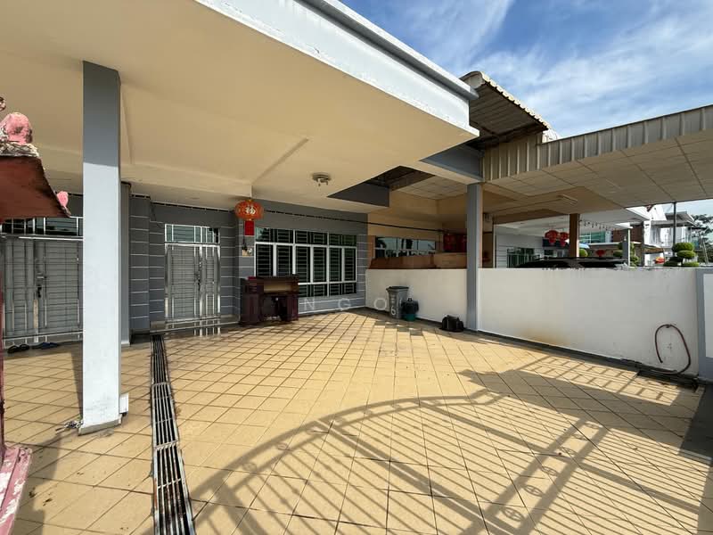 Rumah Teres 2 Tingkat untuk Dijual di Taman Damai (Batu Pahat) - NGO - Exterior - PropertyGuru.com.my