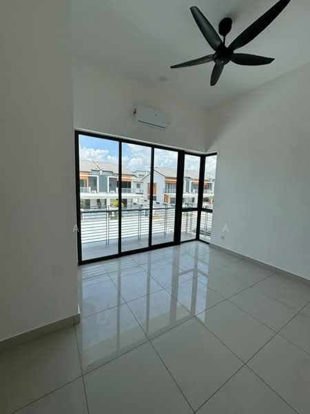 Rumah Teres 2 Tingkat untuk Disewa di Kota Kemuning (Shah Alam) - Alex Chua - Balcony - PropertyGuru.com.my