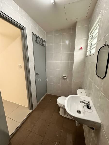 2-storey Terraced House for Rent in Kuala Selangor (Selangor) - Hong Ng - Bathroom - PropertyGuru.com.my