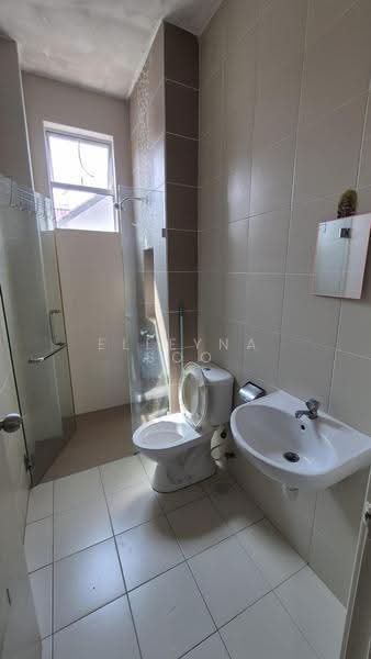 2-storey Terraced House for Rent in Taman Impian Emas (Skudai) - Elleyna Soo - Bathroom - PropertyGuru.com.my