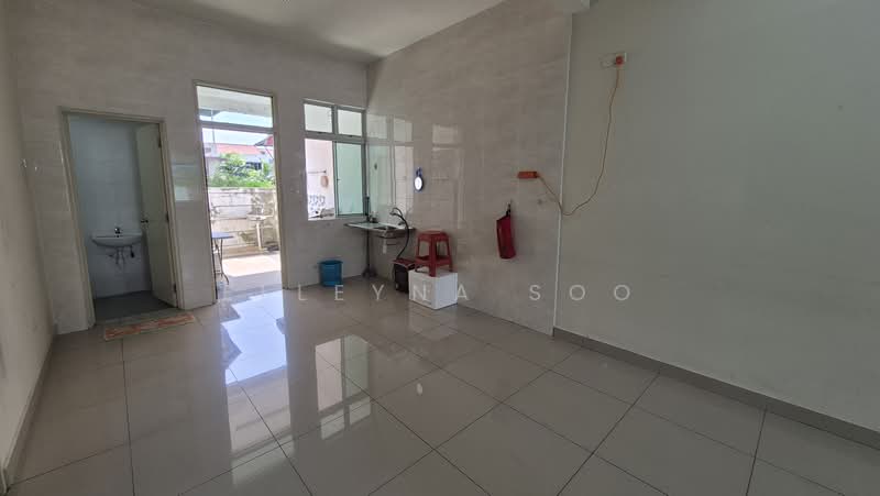 2-storey Terraced House for Rent in Taman Impian Emas (Skudai) - Elleyna Soo - Kitchen - PropertyGuru.com.my