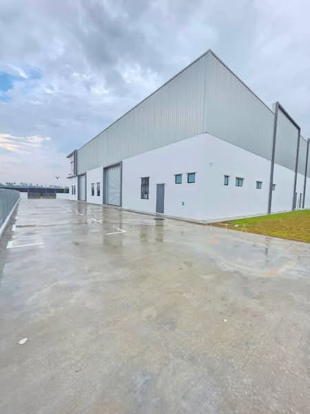 Kilang untuk Disewa di Eco Business Park 1 (Johor Bahru) - Kennly Chia - Exterior - PropertyGuru.com.my