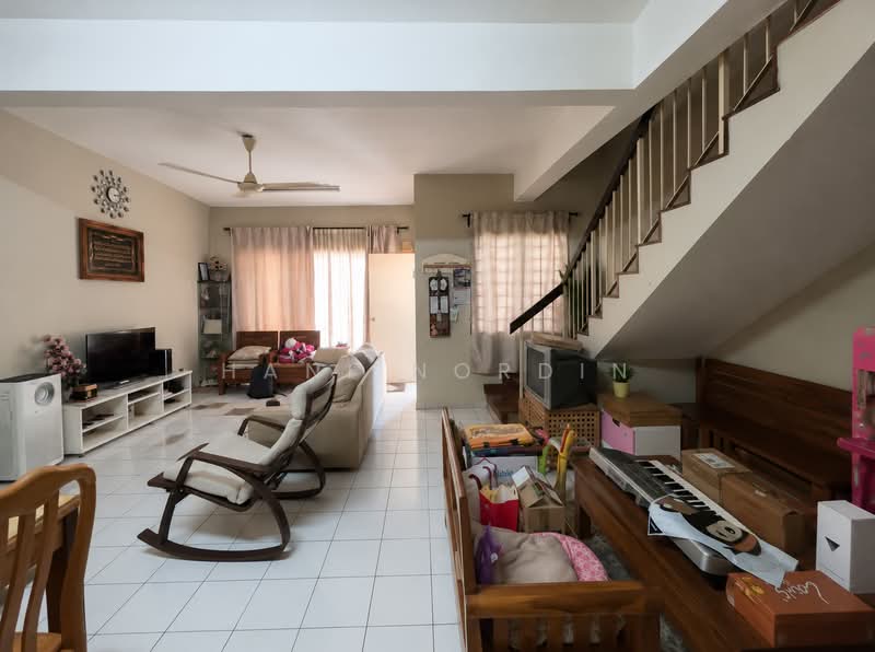 2-storey Terraced House for Sale in Taman Puncak Jalil (Seri Kembangan) - Hani Nordin - PropertyGuru.com.my
